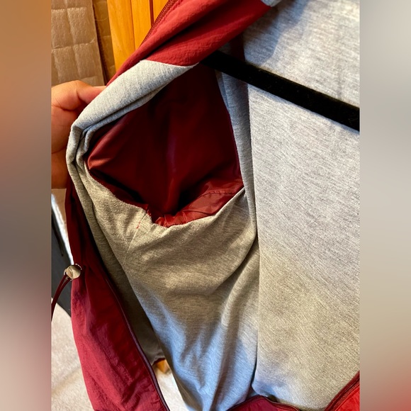 Athletic connection by 26 international women’s jacket, size XL. - Picture 4 of 4